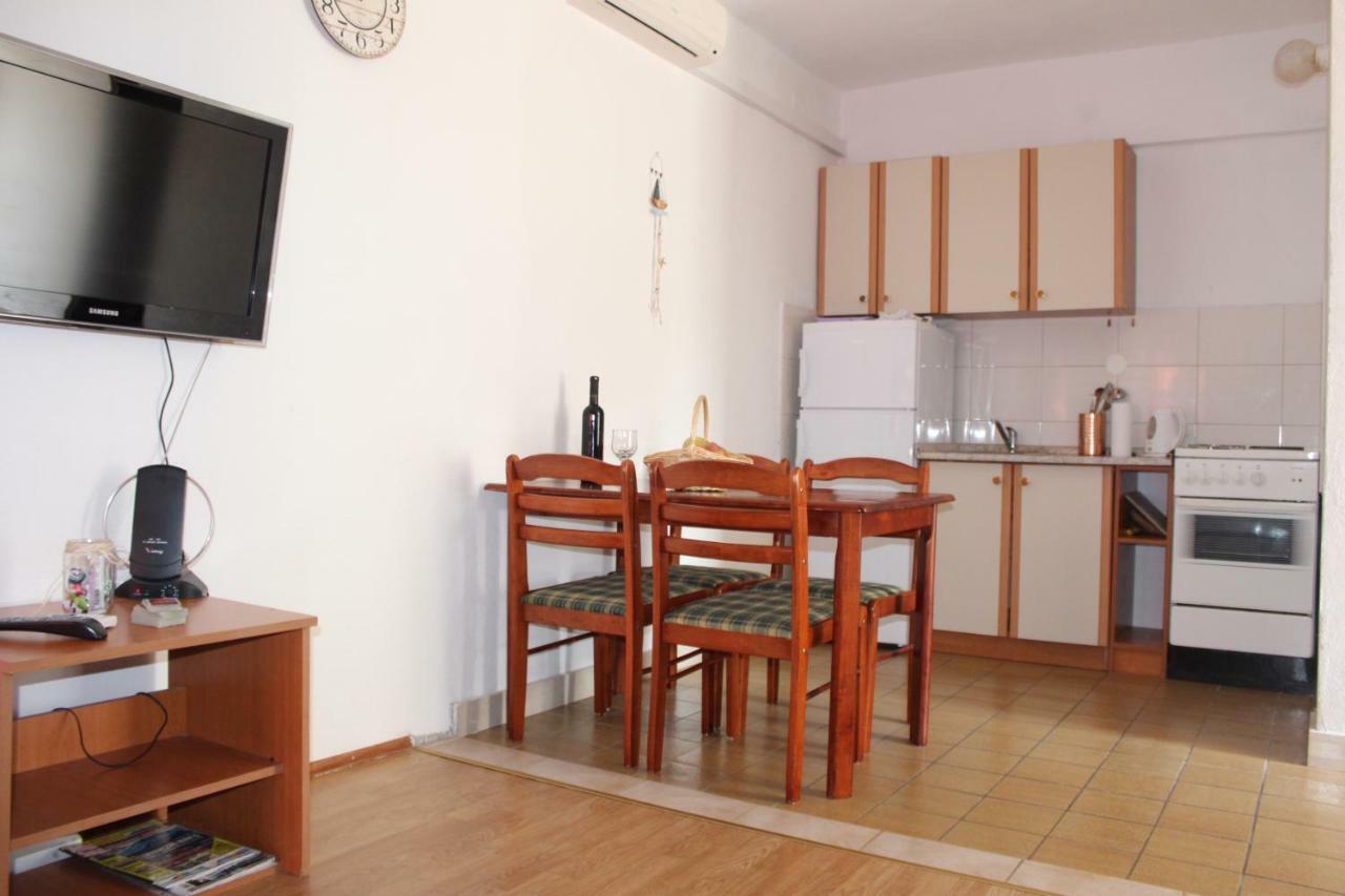 Sonja Apartment Pisak Ngoại thất bức ảnh