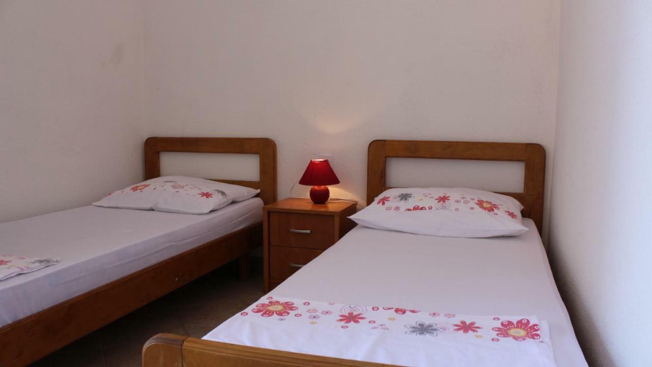 Sonja Apartment Pisak Ngoại thất bức ảnh